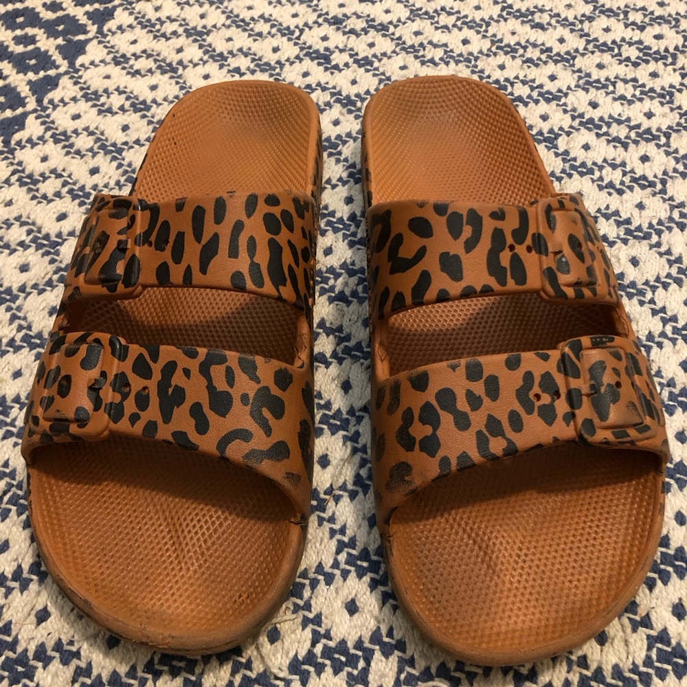 Moses Sandals size 36/37